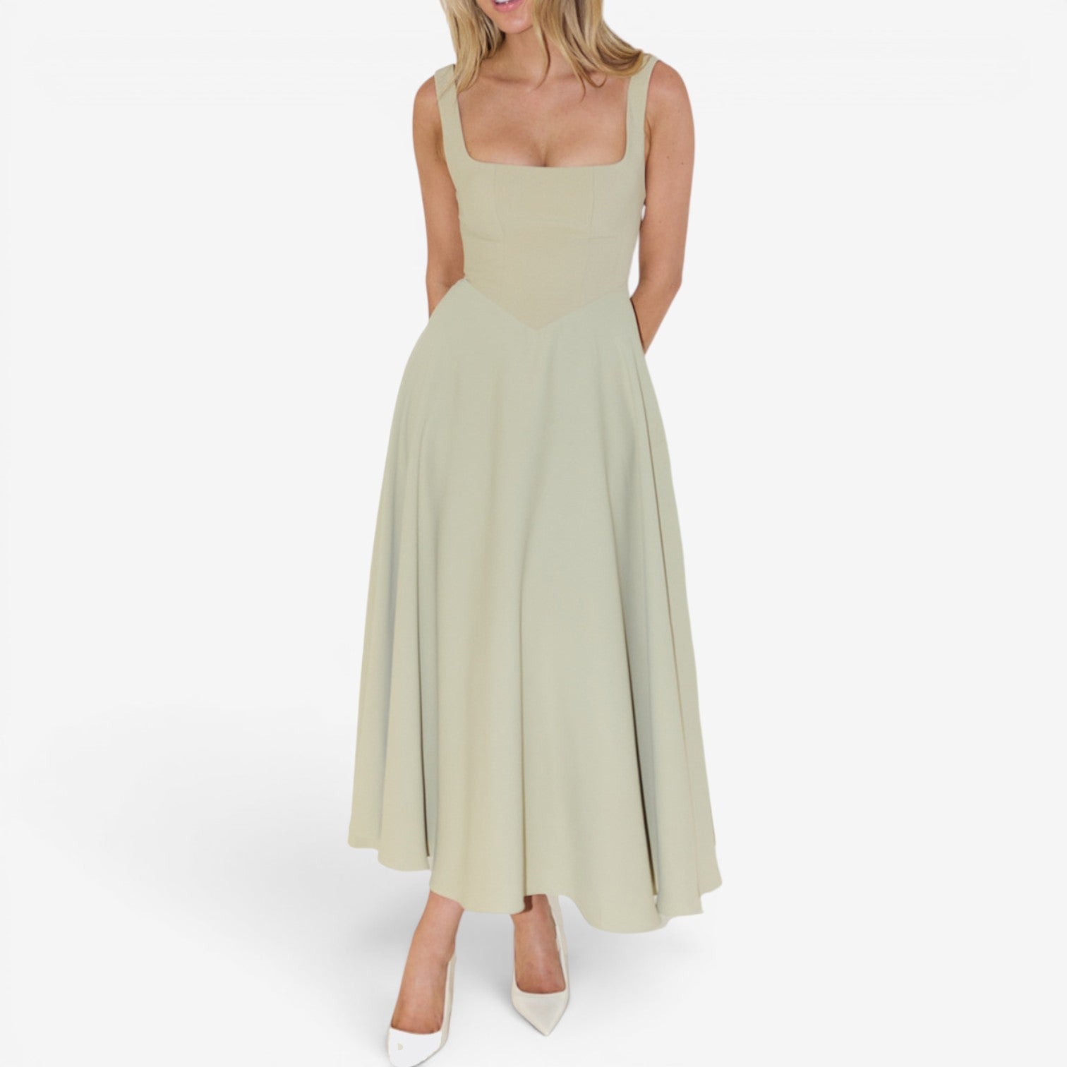 Louisa™ Utsvingt midikjole