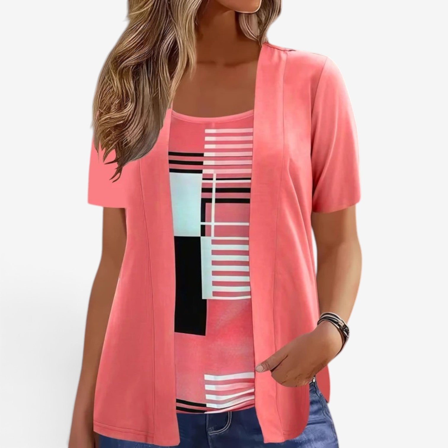 Shalaine™ Kortermet bluse