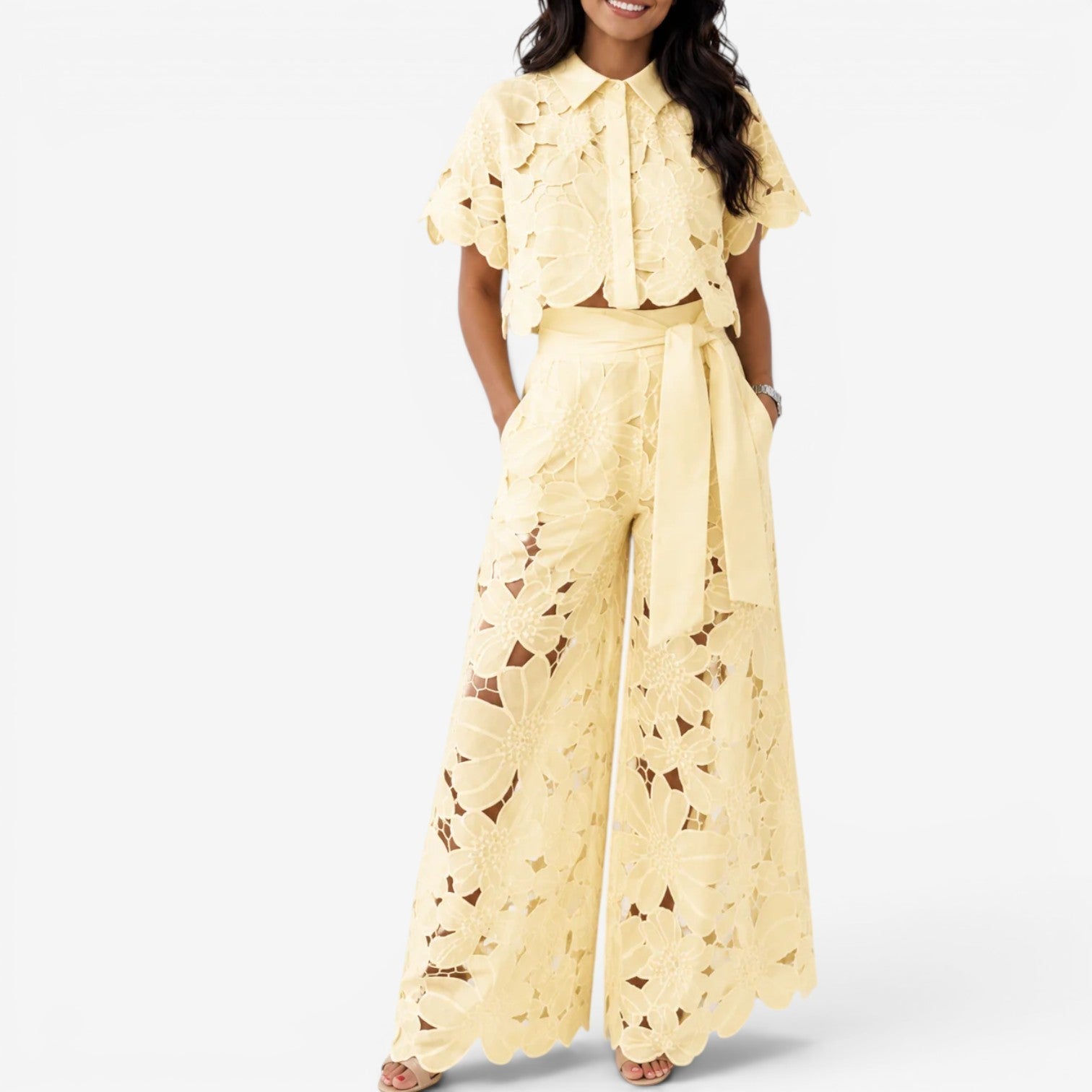 Gretchen™ Brodert blondesett